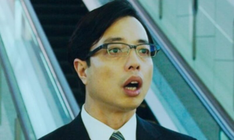 小松利昌メガネ姿