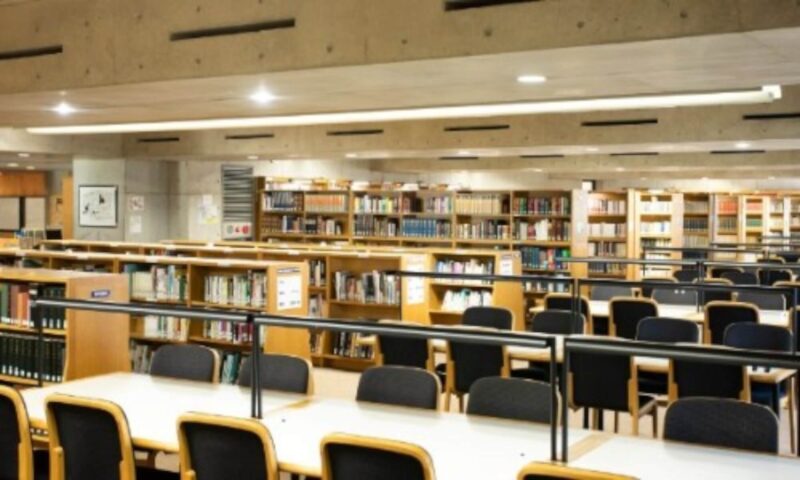 大阪芸術大学図書館