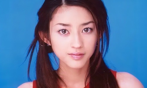 小沢真珠20代画像その1
