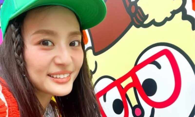 椙山さと美-緑のキャップ