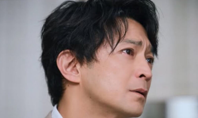 津田健次郎-悲しい表情