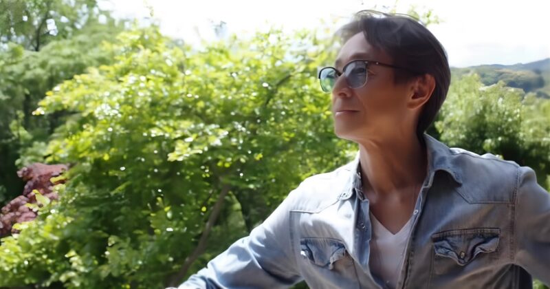 吉田栄作デニムシャツ