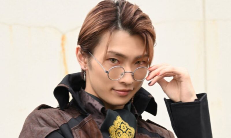 仮面ライダーガヴでニエルブ・ストマック役を演じる俳優・滝澤諒さん