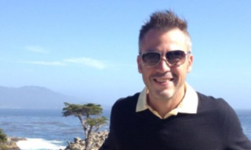 りくりゅうペアのコーチ、Bruno Marcotte(ブルーノ・マルコット)氏のポートレート写真