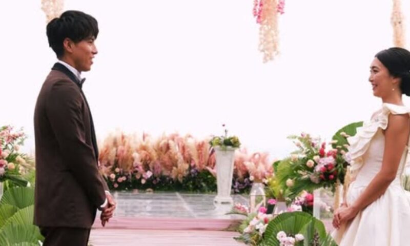 バチェロレッテ・ジャパン3で坂口隆志が最終ローズセレモニーに臨むシーン