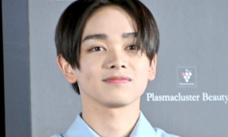 アンバサダー就任についてコメントする俳優・宮世琉弥