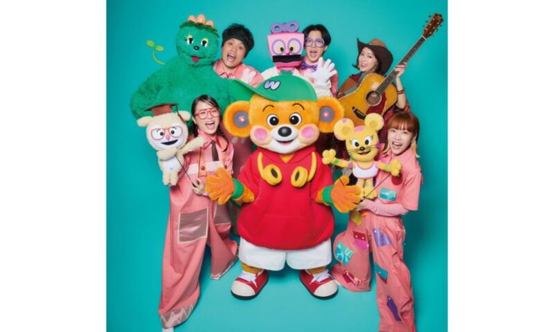 Eテレ『The Wakey Show』のキャラクターたちと中の人を務める出演者全員の集合写真