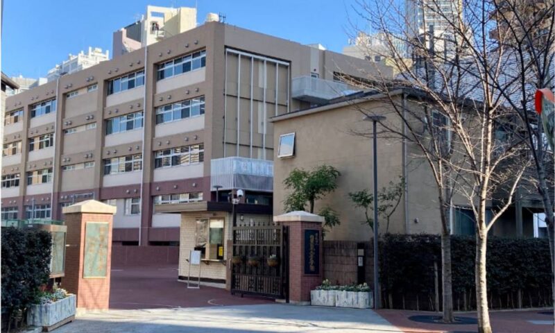 目黒日本大学中学校・高等学校の外観